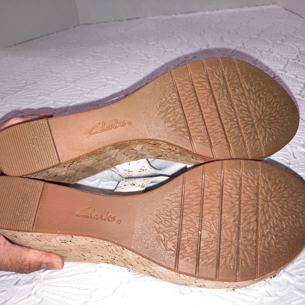 Clark's Collection Sandal Size 9 Ultimate Comfort Rose Erin Wedge Festival Party - Picture 13 of 15